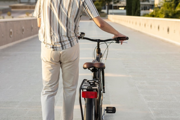 Mastering the Art of Safe Cycling in Traffic