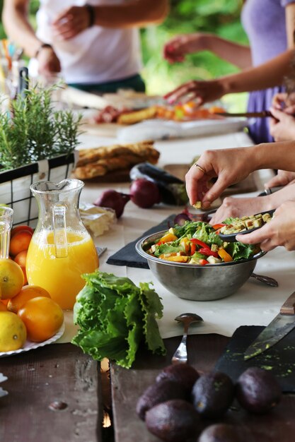 10 Nutritious Dining Practices for a Healthier Lifestyle