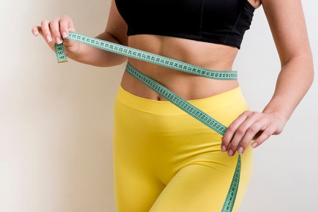 2024 Weight Loss Comparison: Semaglutide and Natural Methods Explored