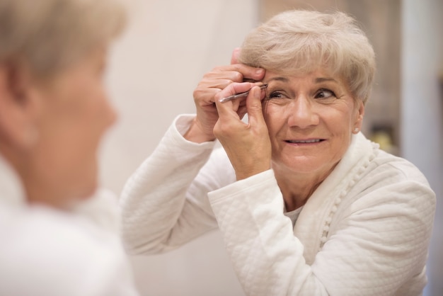 Six Effective Strategies to Prevent Cataracts