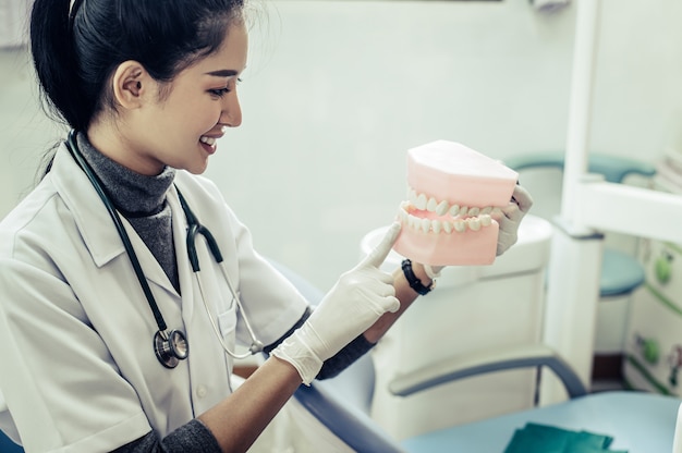 Three Effective Strategies for Optimal Dental Care