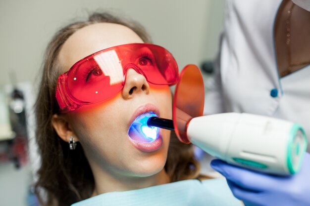 Ways to Halt the Progression of Gum Disease in Its Early Stages